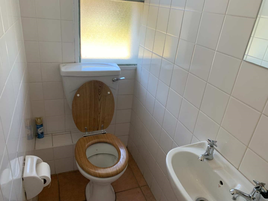 To Let commercial Property for Rent in Ndabeni Western Cape